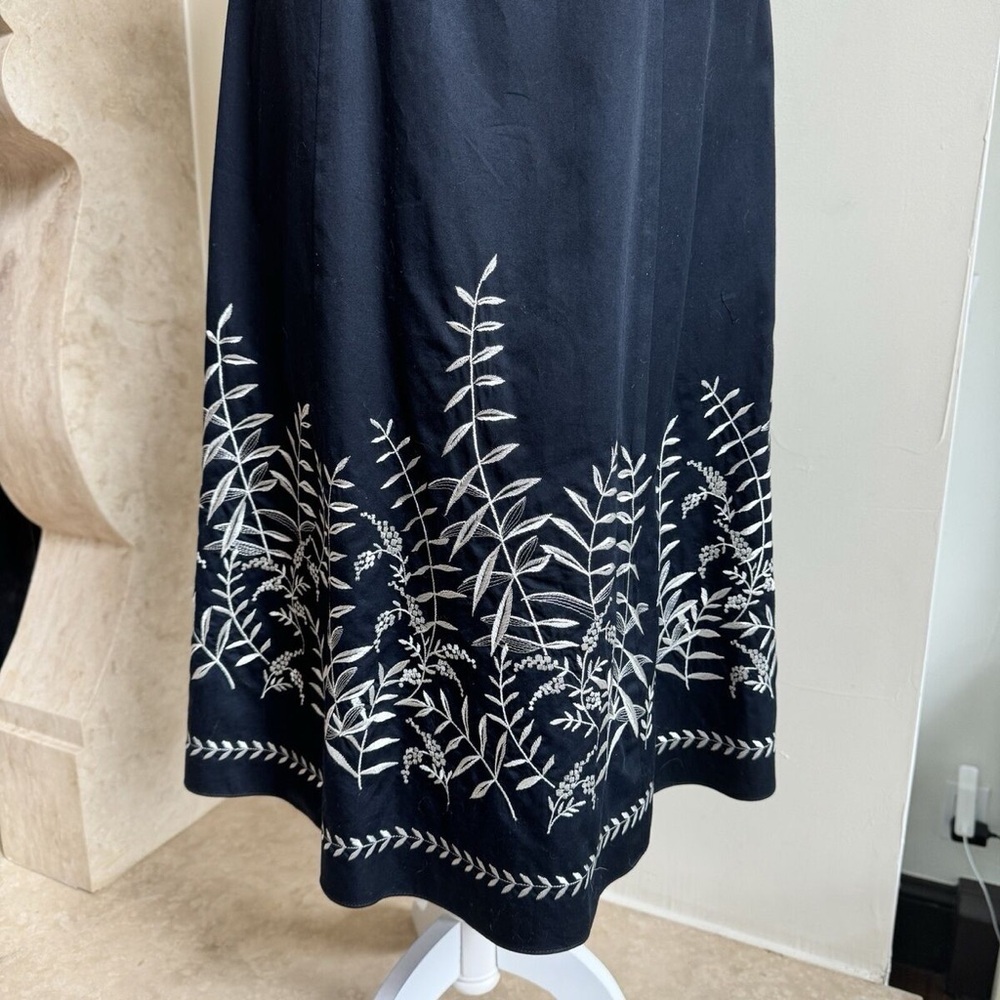 Ann Taylor Black Cotton Sleeveless Fit Flare Midi Women Sz 12 Floral Embroidered - Picture 5 of 8